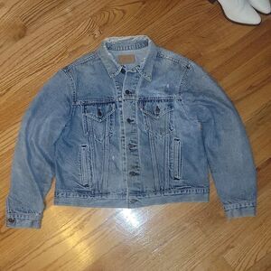 Vintage 1980s Levis Type 3 Trucker Blue Denim Jacket 70506-0216 Made In USA 48R
